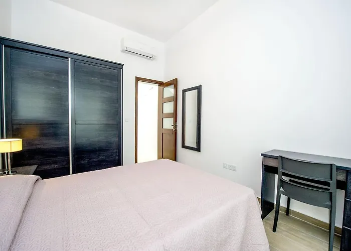 Seabreeze Rum i privatbostad Sliema