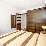 Проживание в семье 11 Seabreeze House *